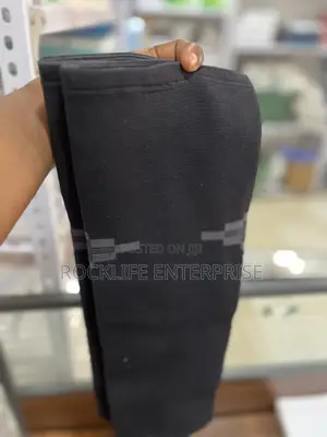 Knitted Knee Pad