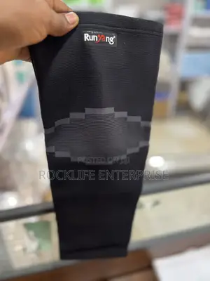 Knitted Knee Pad