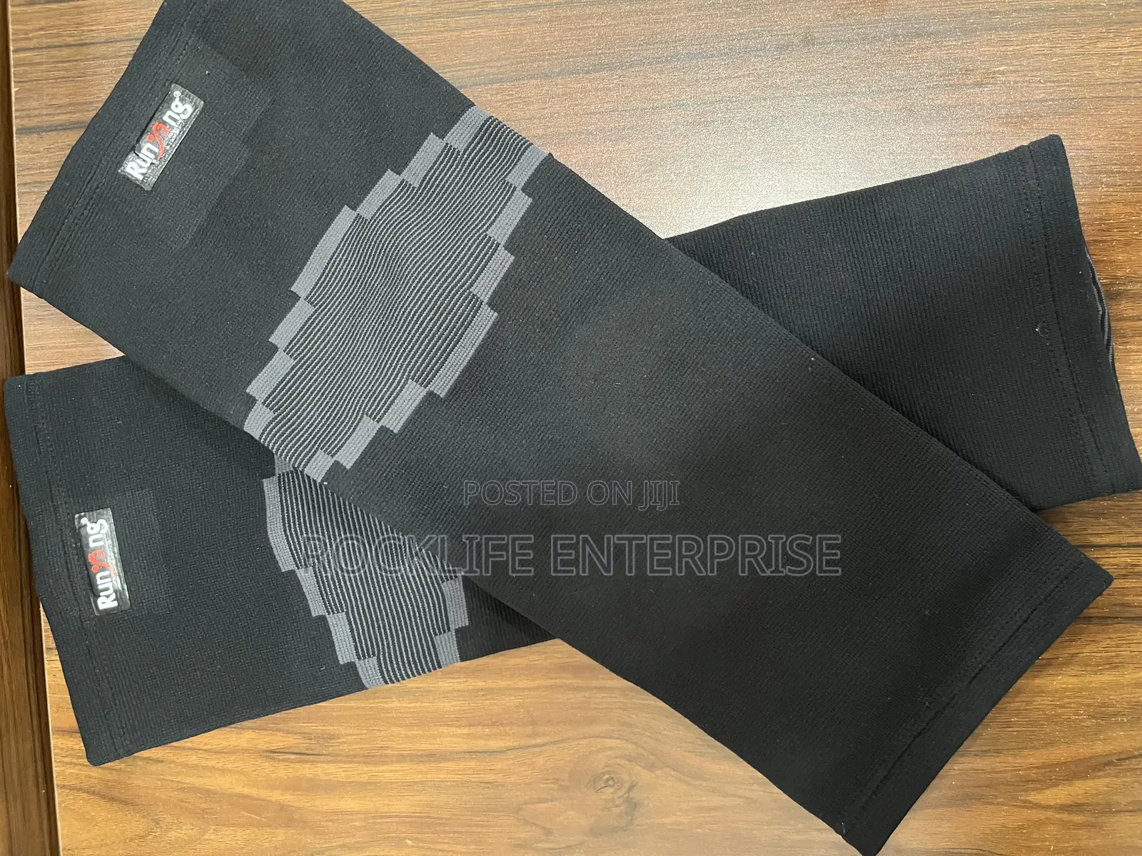 Knitted Knee Pad