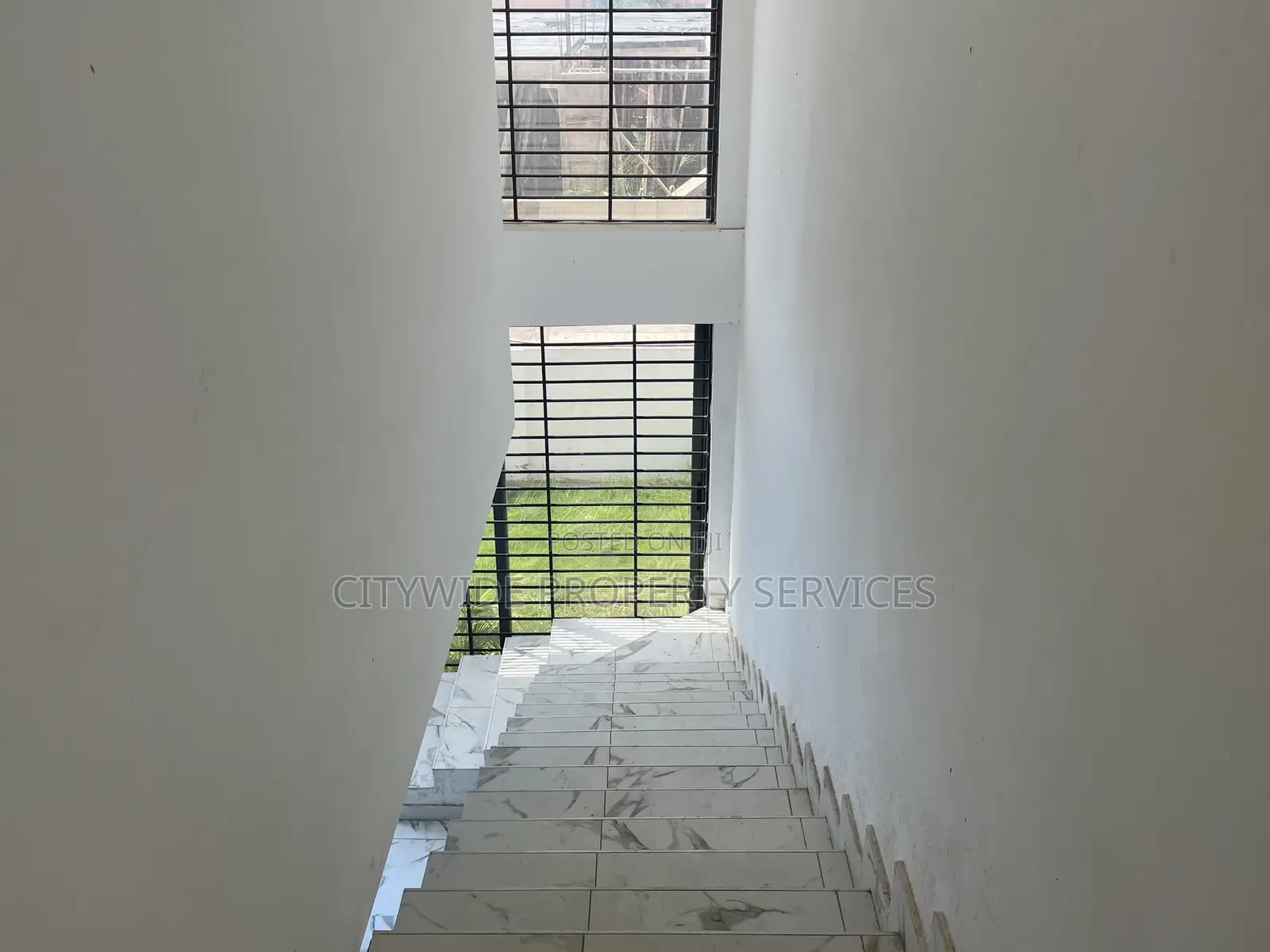 3bdrm House in New Achimota, Mile 7 for sale