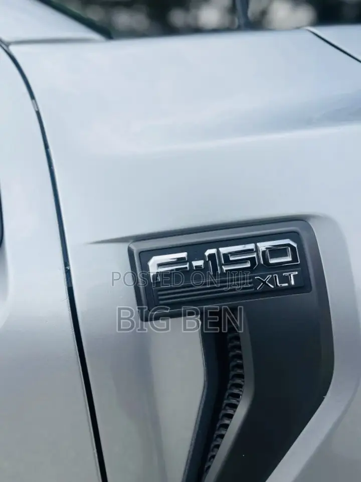 Ford F-150 LARIAT 2022 Silver