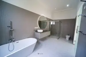 4bdrm House in East Legon, Boundary Road Area for sale