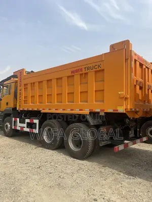 6x4 Sagmoto X3 Tipper Truck