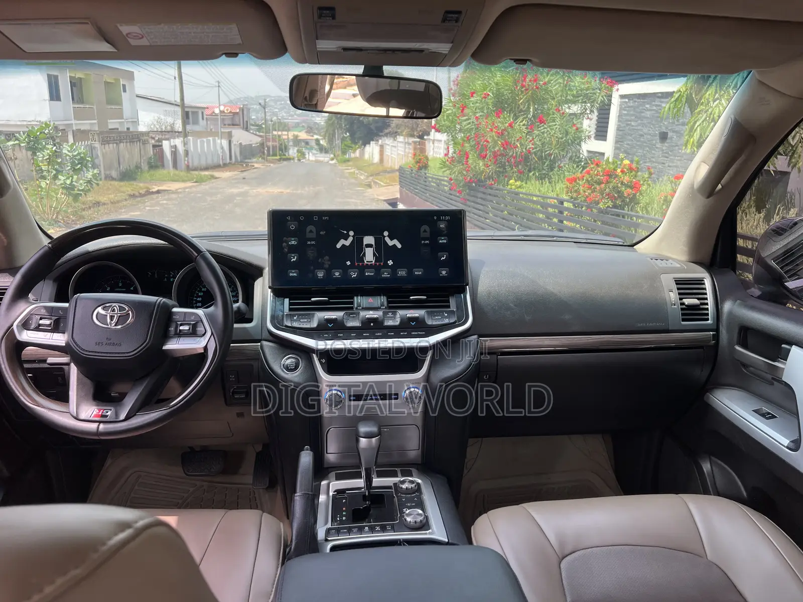 Toyota Land Cruiser 5.7 V8 2012 Black