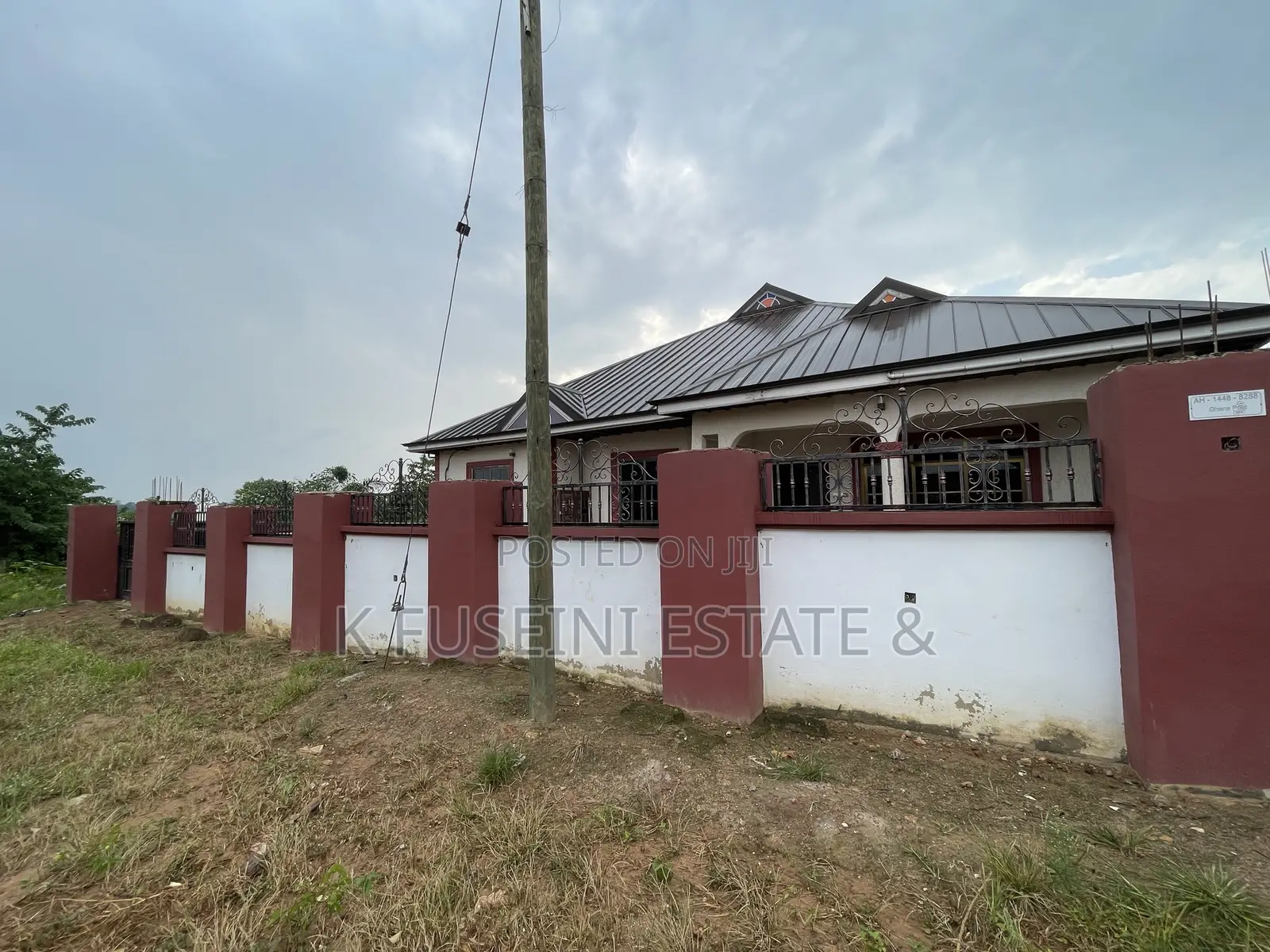 6bdrm House in K Fuseini Estate, Kumasi Metropolitan for sale