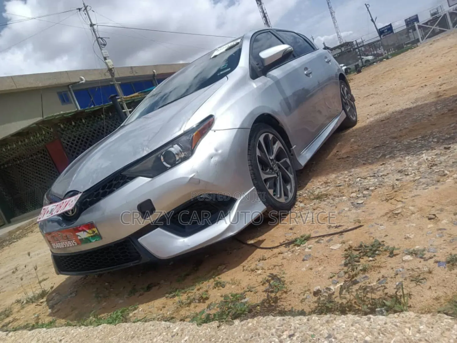 Toyota Corolla SE (1.8L 4cyl 2A) 2018 Silver