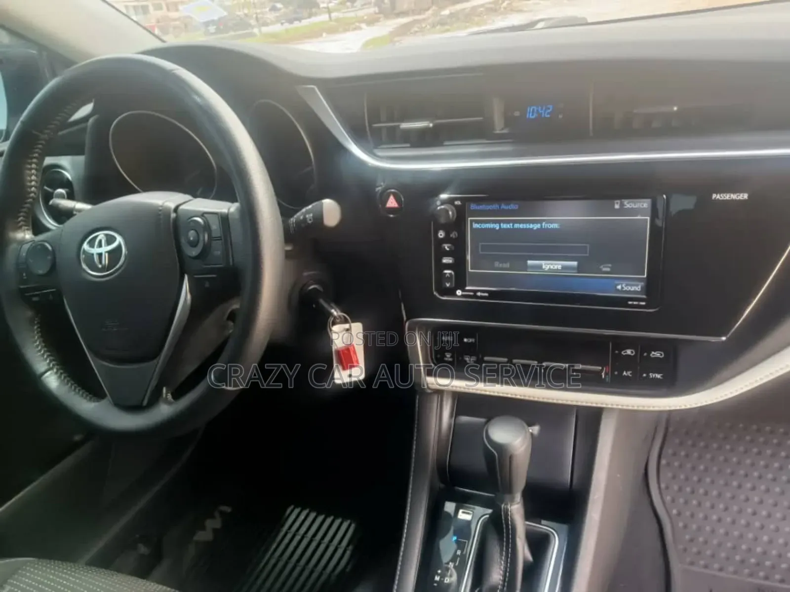 Toyota Corolla SE (1.8L 4cyl 2A) 2018 Silver