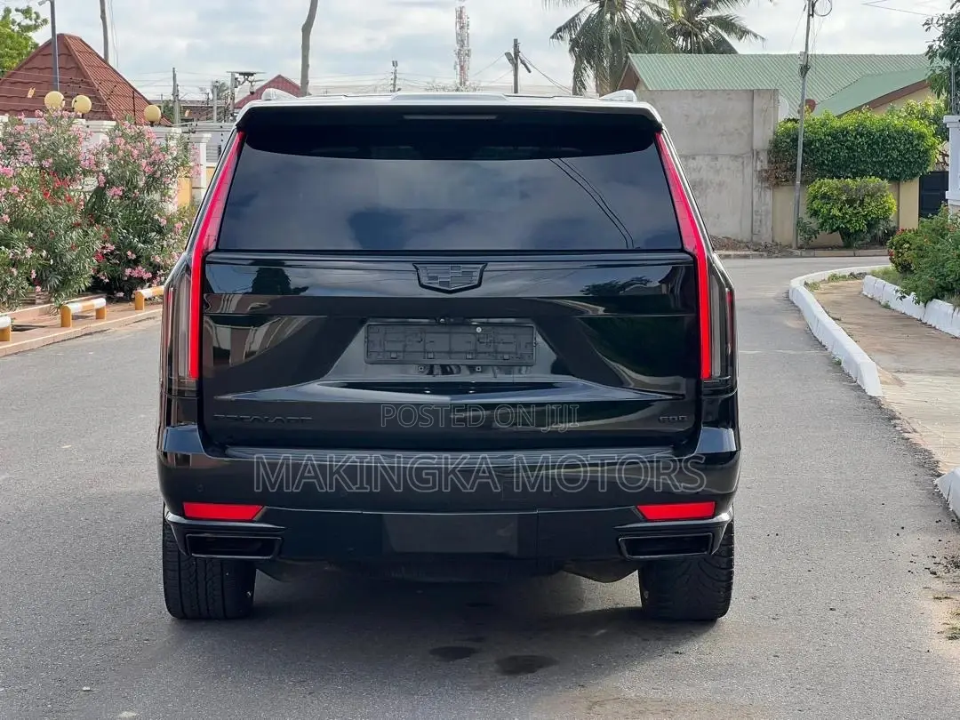 Cadillac Escalade Premium Luxury Platinum 2023 White
