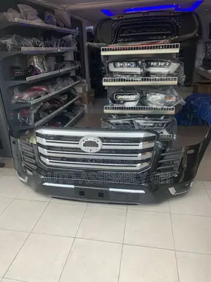 Toyota Land Cruiser 300 Front Bumper Original 2022,2023,2024,2025,2026