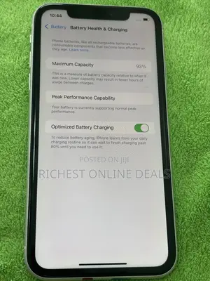 Apple iPhone XR 64 GB White