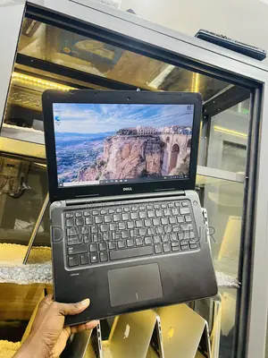 Laptop Dell Latitude 3380 8GB Intel Core I3 HDD 500GB