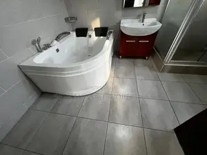 4bdrm House in Skm, Police Station for rent