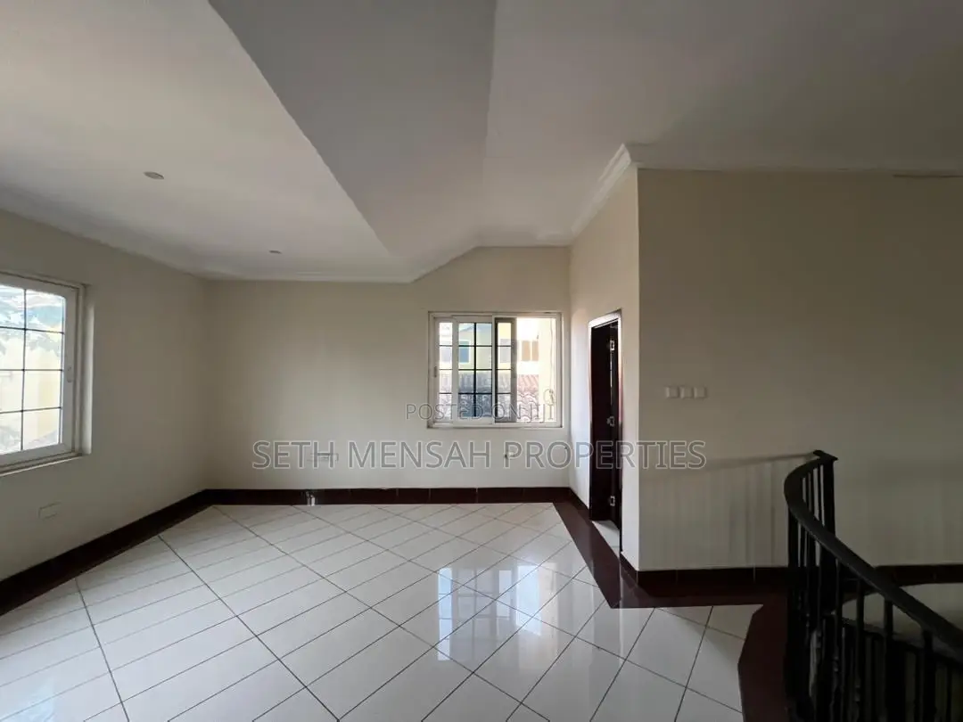 4bdrm House in Skm, Police Station for rent