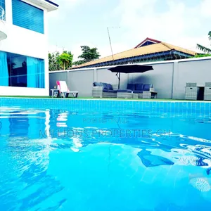 5bdrm House in Millions Properties, Kumasi Metropolitan for sale