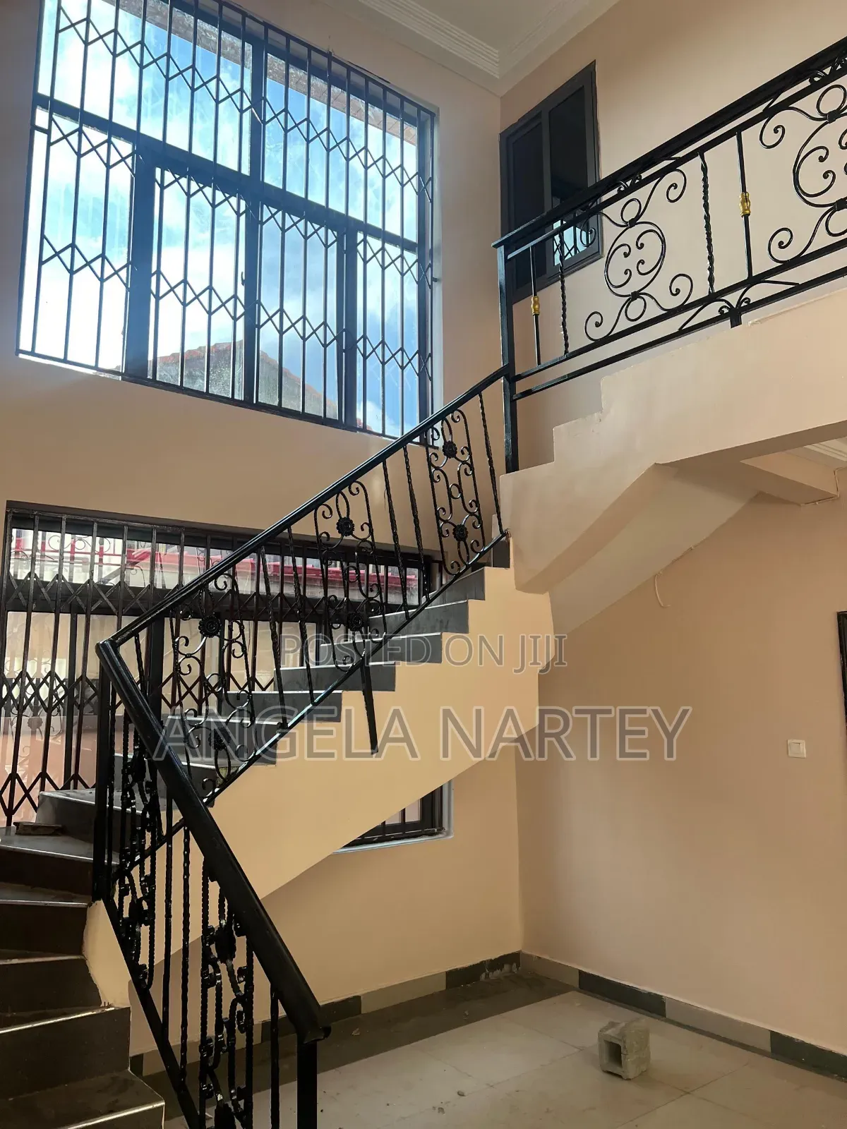 5bdrm House in Transacco Estates, Accra Metropolitan for sale