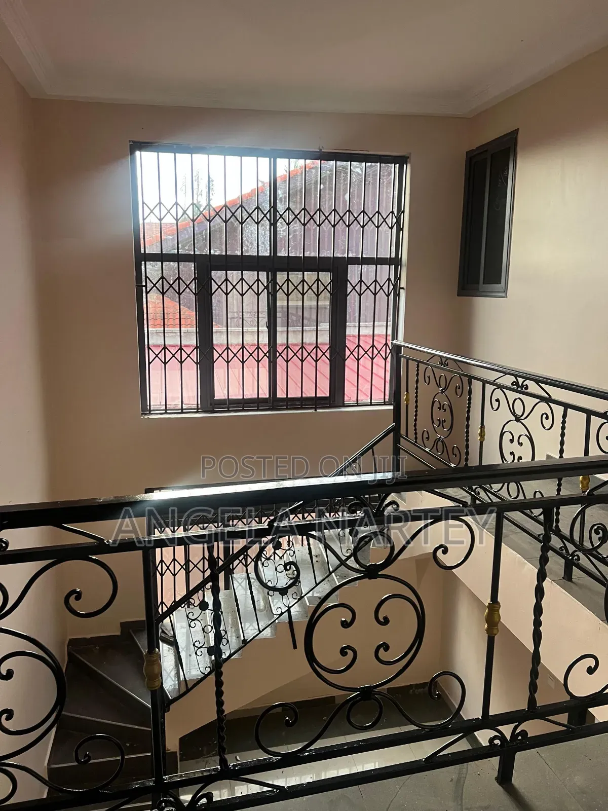5bdrm House in Transacco Estates, Accra Metropolitan for sale