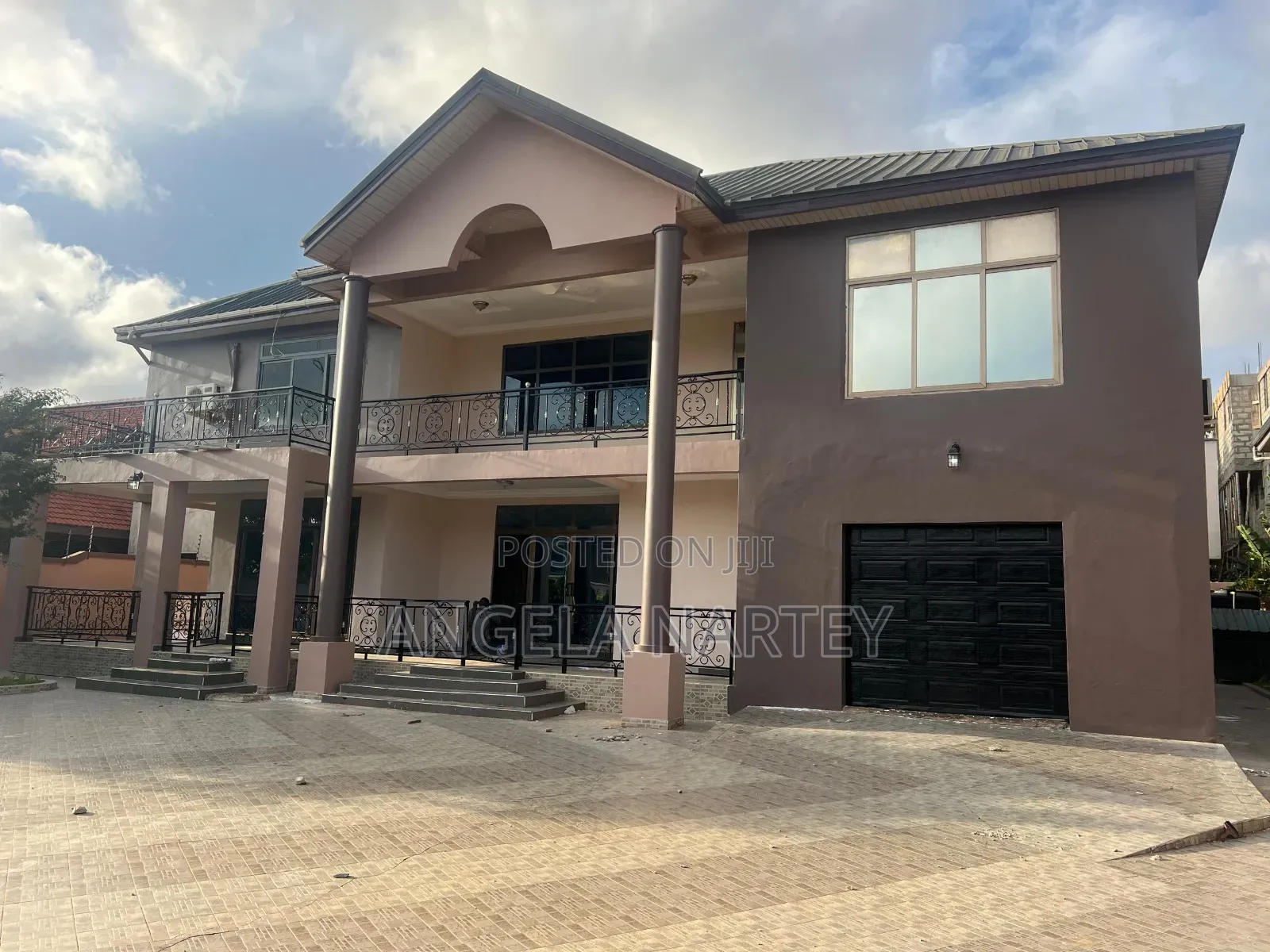 5bdrm House in Transacco Estates, Accra Metropolitan for sale