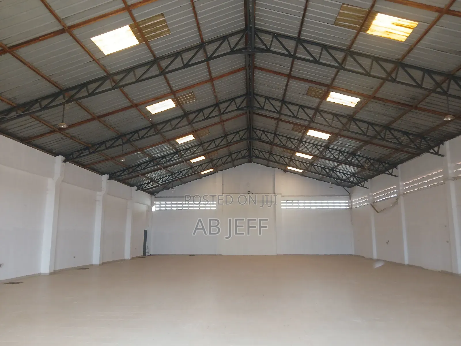 Warehouse Available for Rent at Kotwi Nkranza Kumasi