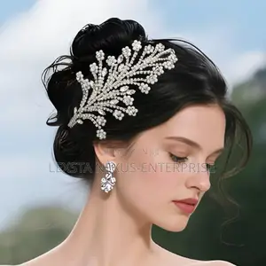 Tiara / Headpiece