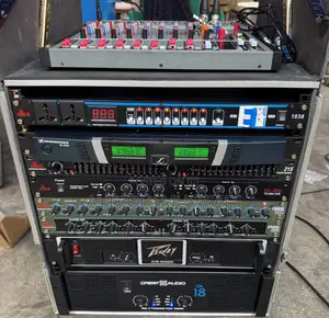 Ca18 Bass Amplifier and Peavey Mid Amplifier Rack Set With Cables