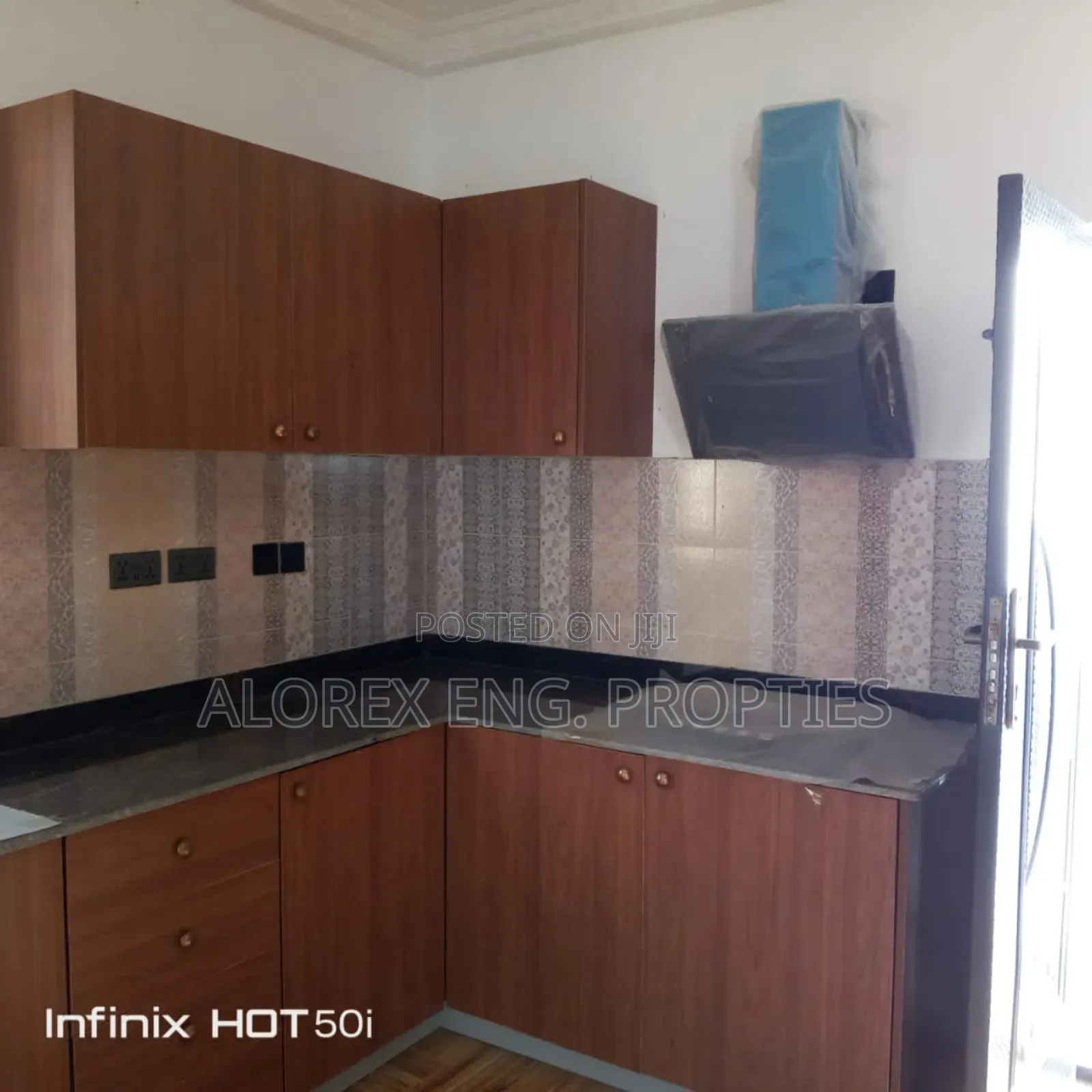 4bdrm House in Oyarifa