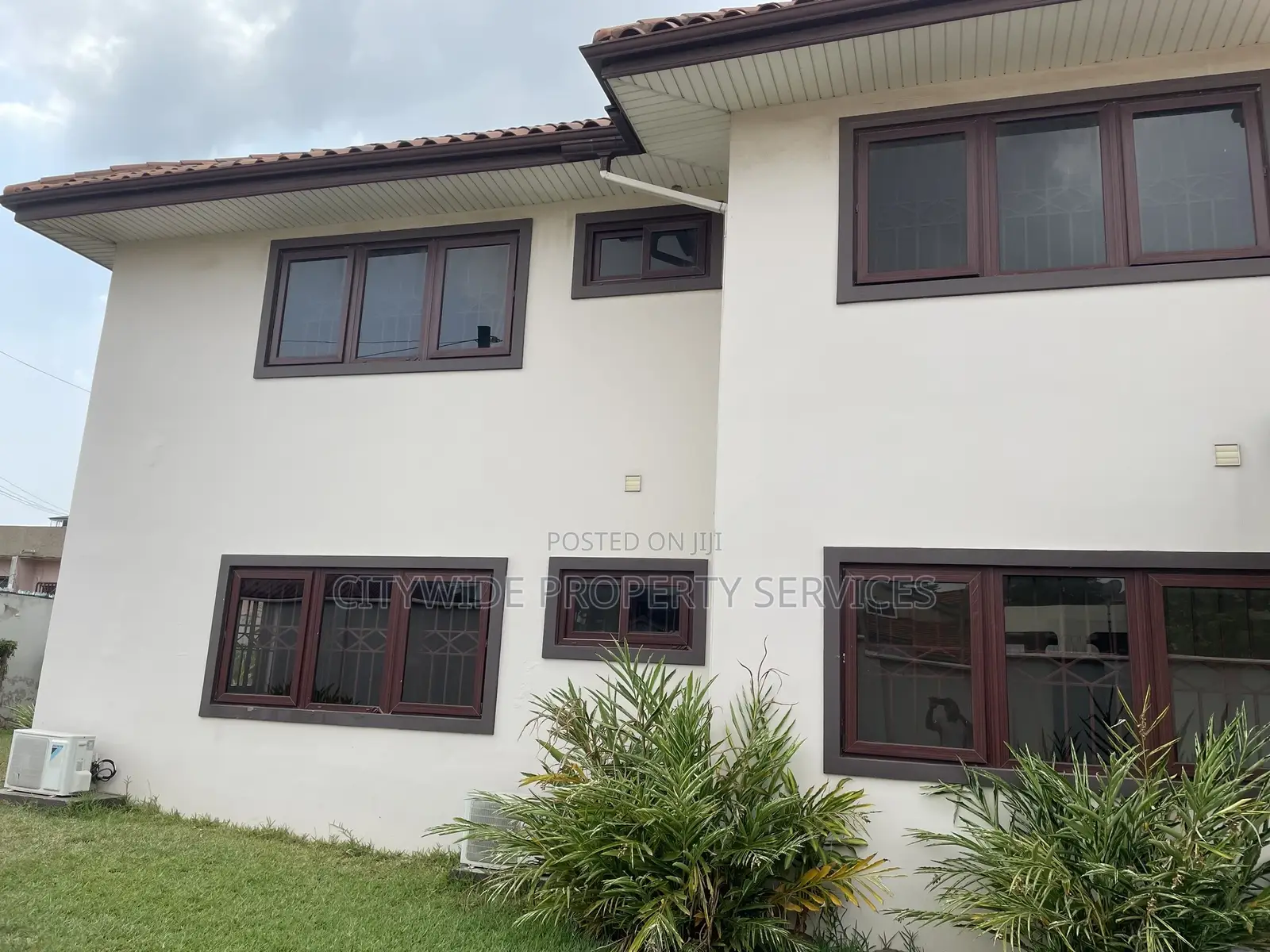 5bdrm House in East Legon, A&C Mall Area for rent