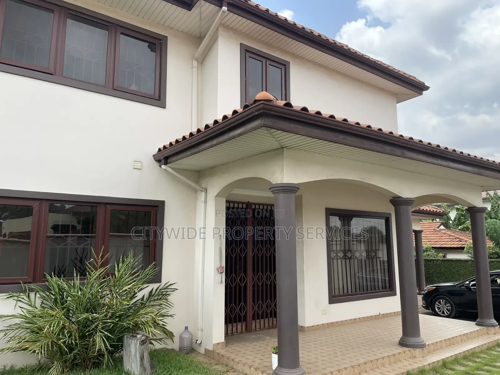 5bdrm House in East Legon, A&C Mall Area for rent