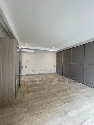 5bdrm House in East Legon for rent