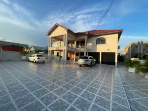 Furnished 6bdrm House in Millions Properties, Ablekuma for sale