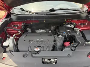 Mitsubishi Outlander 2021 Red