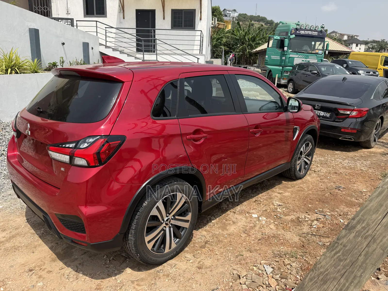 Mitsubishi Outlander 2021 Red