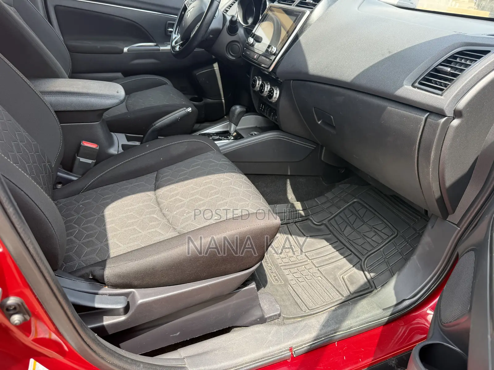 Mitsubishi Outlander 2021 Red
