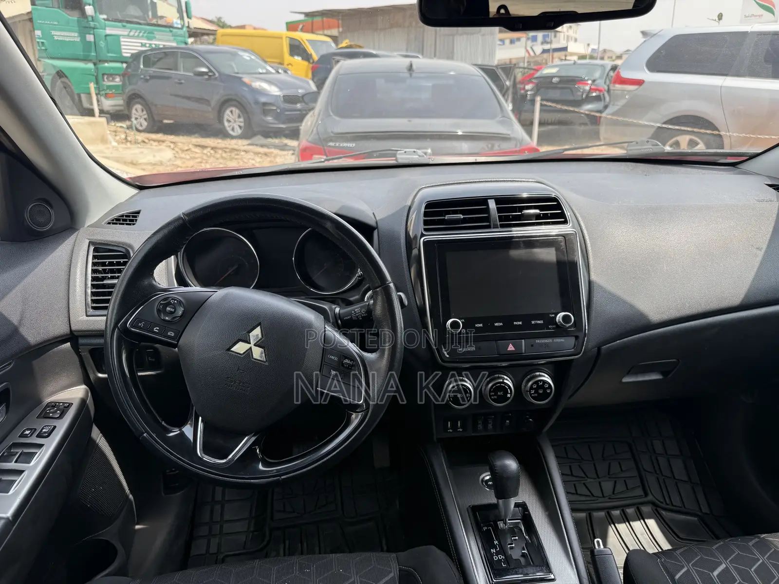 Mitsubishi Outlander 2021 Red
