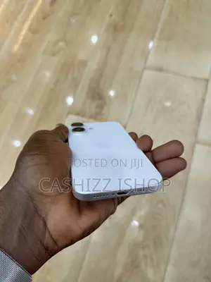 Apple iPhone 16 128 GB Green