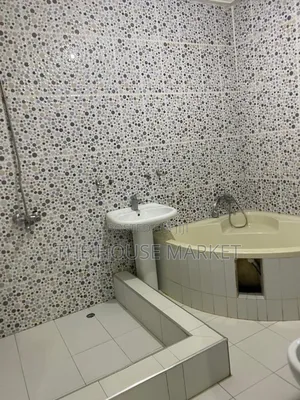 4bdrm House in Estate, Tarkwa Nsuaem for rent