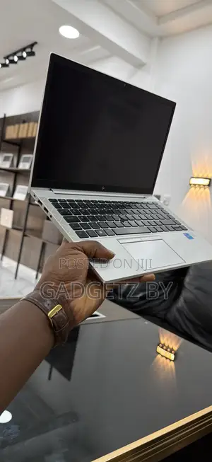 Laptop HP EliteBook 840 G8 16GB Intel Core I5 SSD 256GB