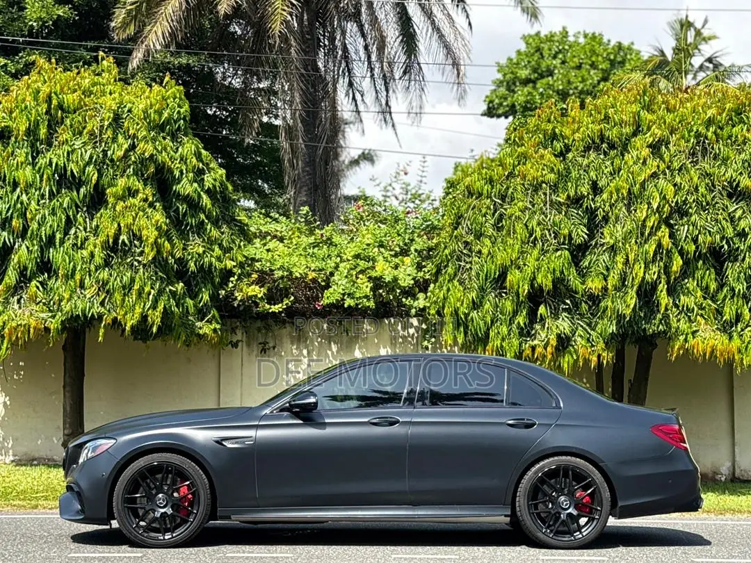 Mercedes-Benz E63 2019 Black