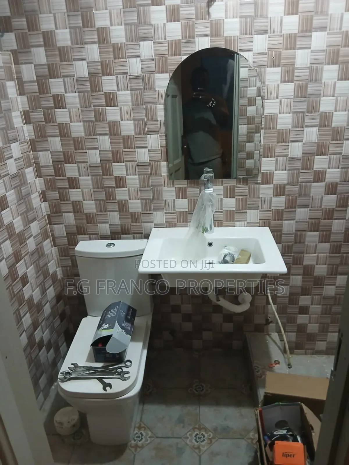 3bdrm Apartment in Kg Franco Properties, Spintex for rent