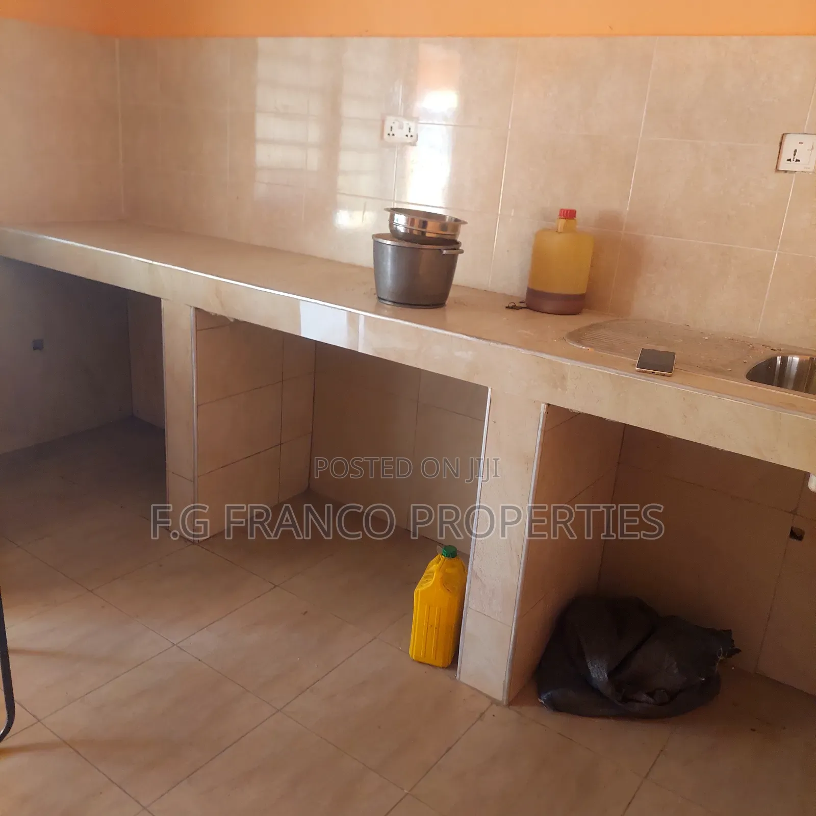3bdrm Apartment in Kg Franco Properties, Spintex for rent