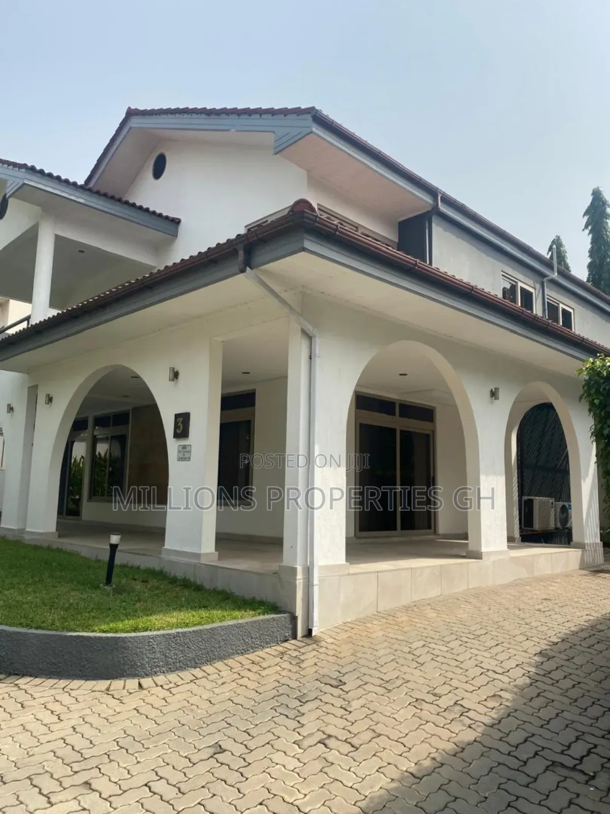 Furnished 4bdrm Apartment in Millions Properties, Cantonments for rent
