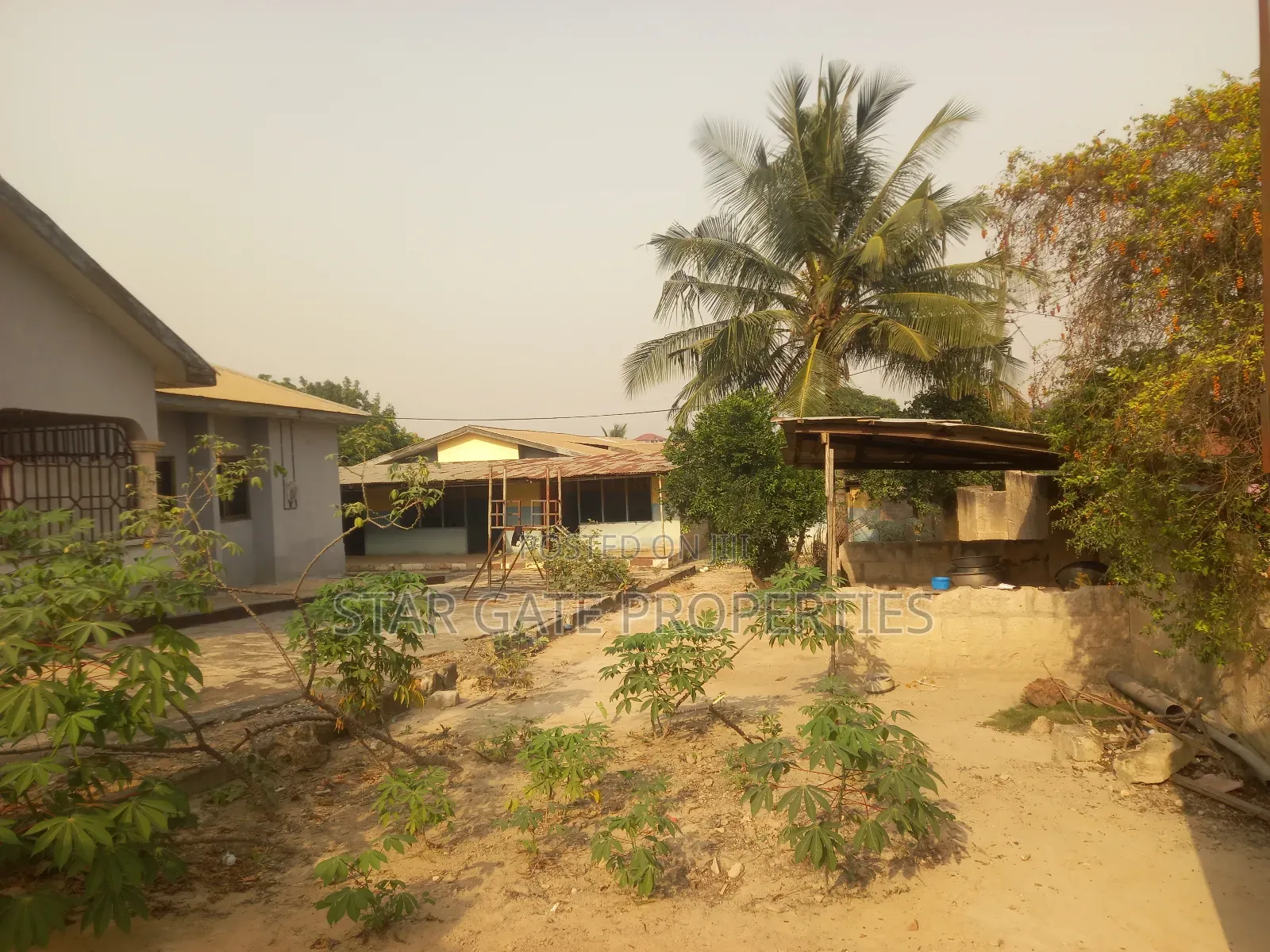 5bdrm House in Fawoade Bampenase, Kumasi Metropolitan for sale