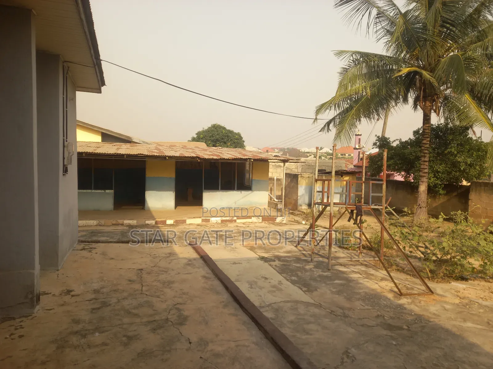 5bdrm House in Fawoade Bampenase, Kumasi Metropolitan for sale