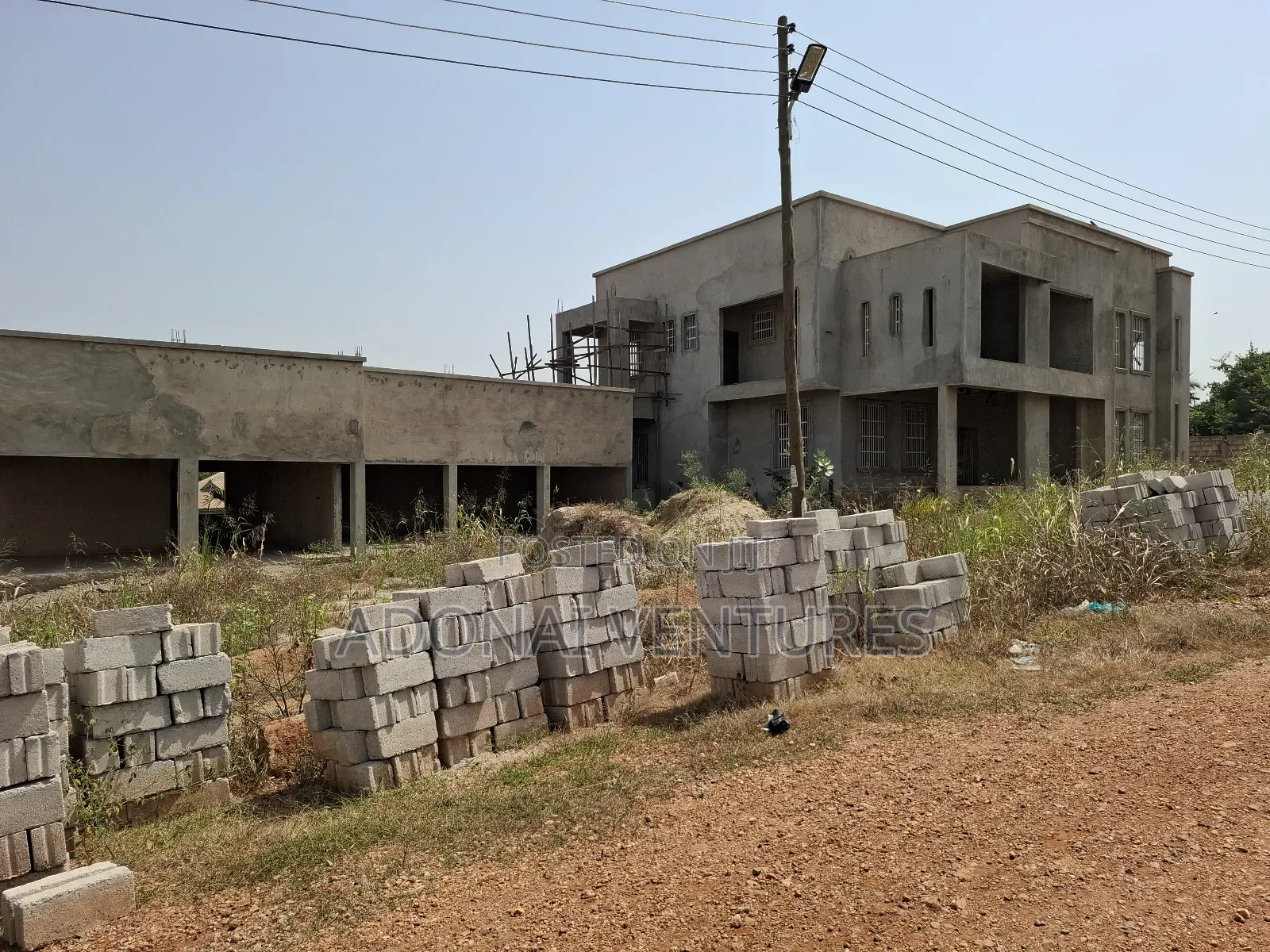 One Full Plot of Land for Sale in Agric New Mission