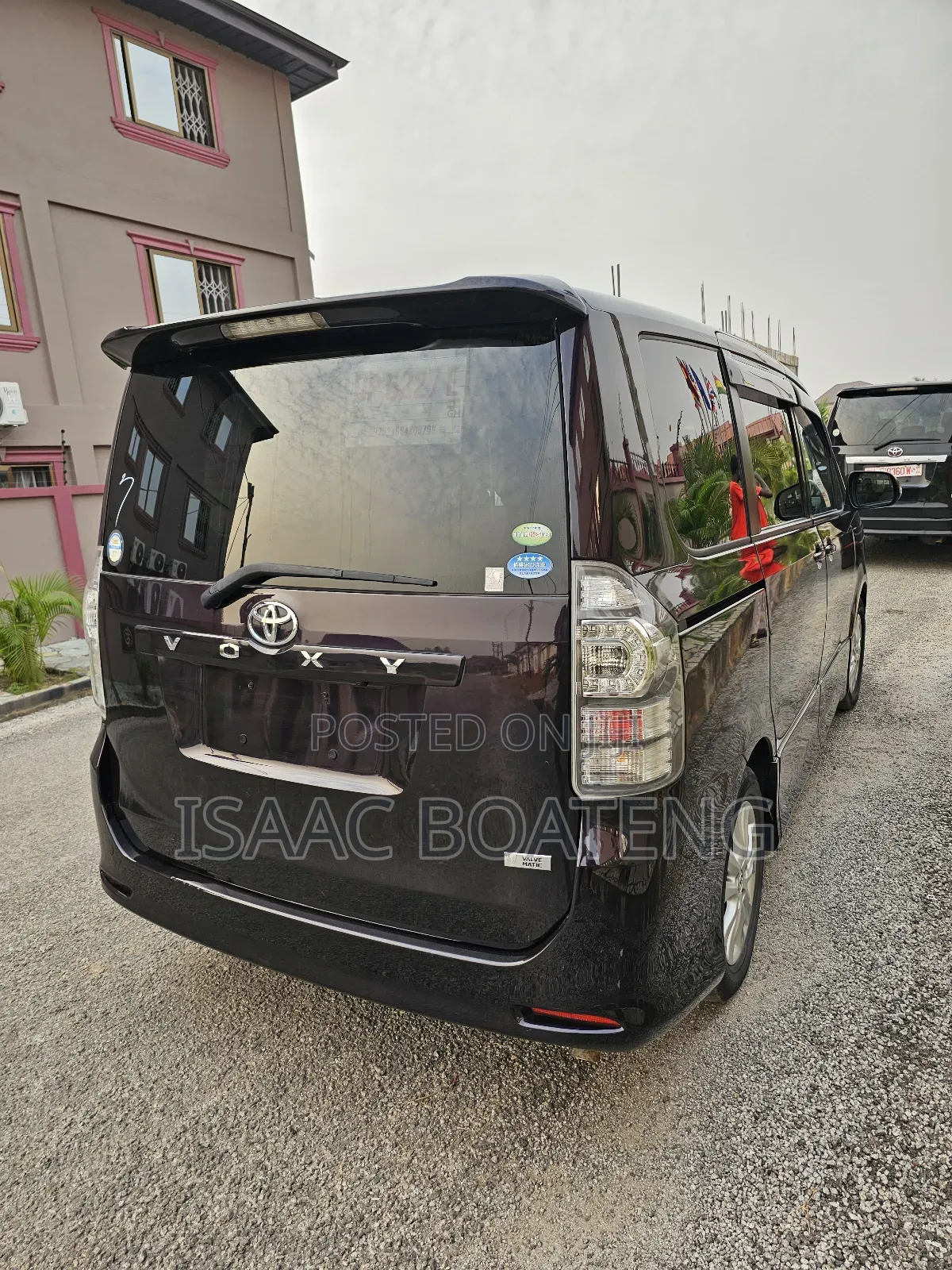 Toyota Voxy 2012 Purple