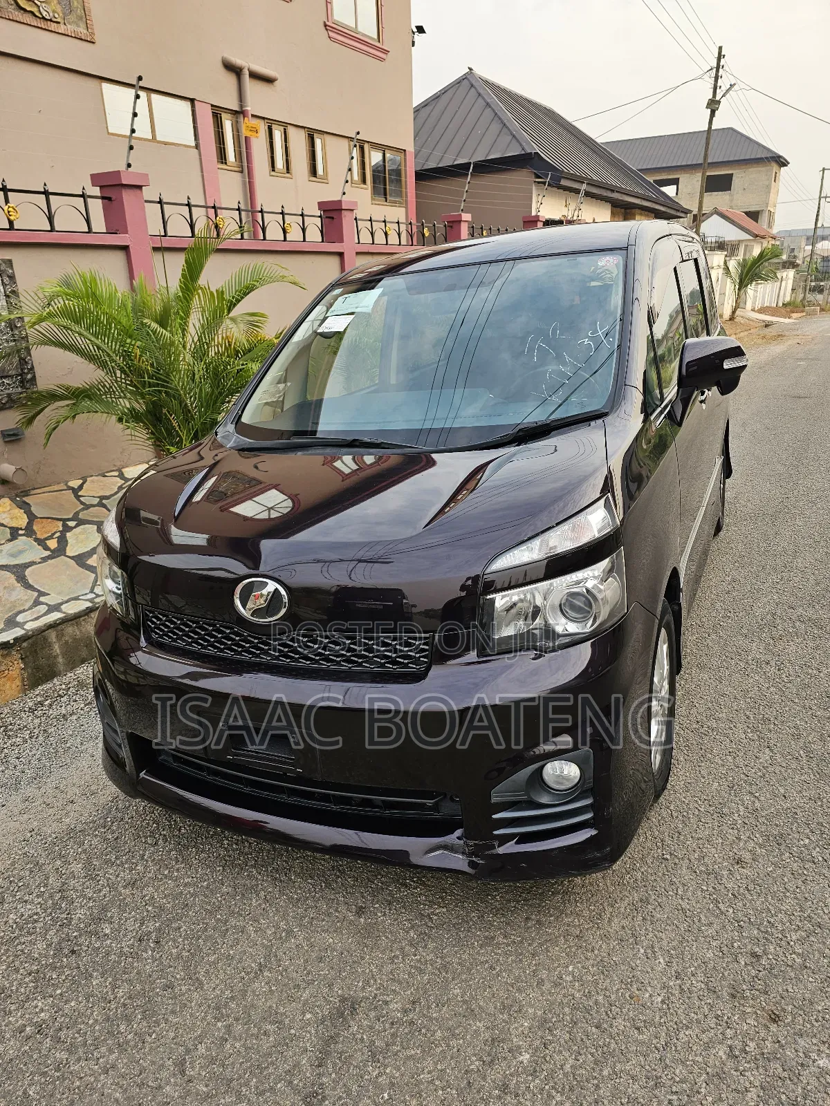 Toyota Voxy 2012 Purple