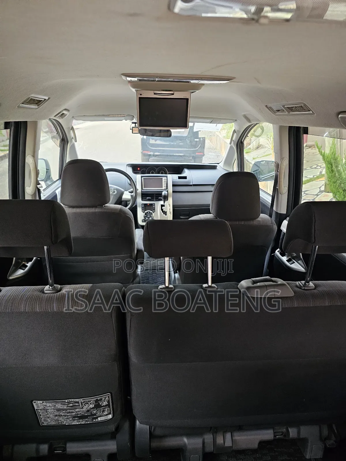 Toyota Voxy 2012 Purple