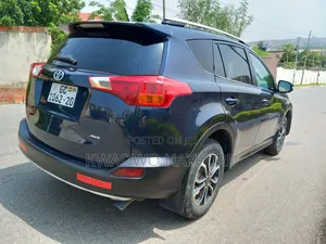 Toyota RAV4 LE 4dr SUV (2.5L 4cyl 6A) 2015 Black