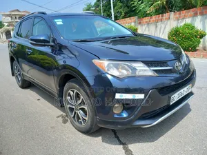 Toyota RAV4 LE 4dr SUV (2.5L 4cyl 6A) 2015 Black