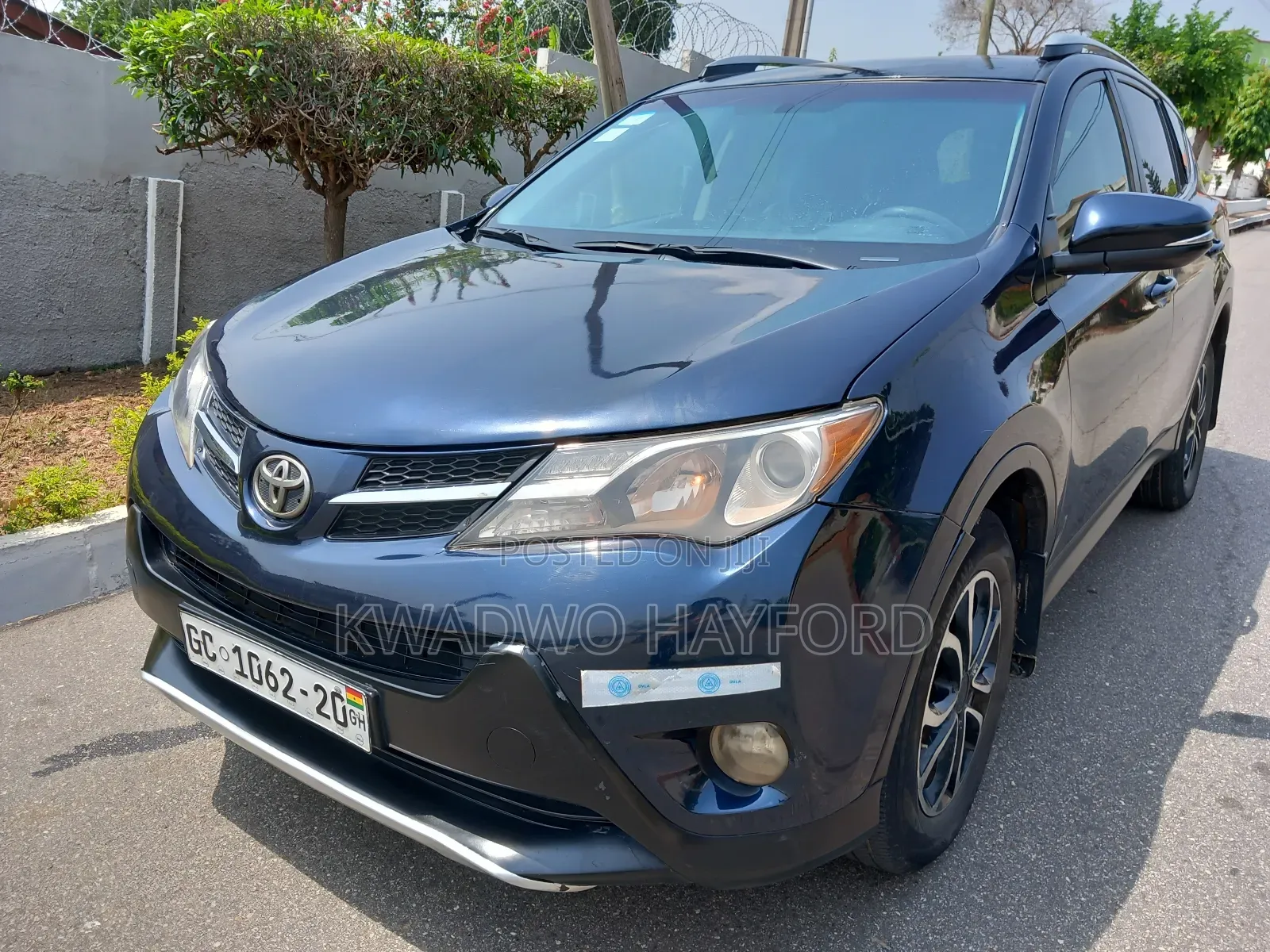 Toyota RAV4 LE 4dr SUV (2.5L 4cyl 6A) 2015 Black