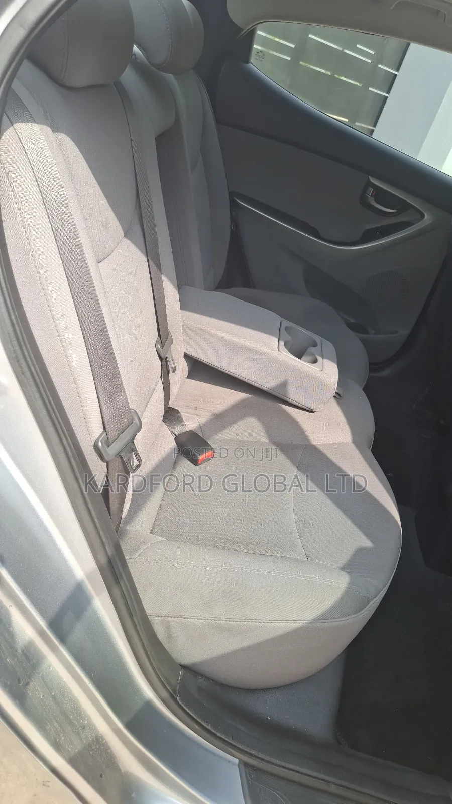 Hyundai Elantra SE 4dr Sedan (1.8L 4cyl 6A) 2015 Silver